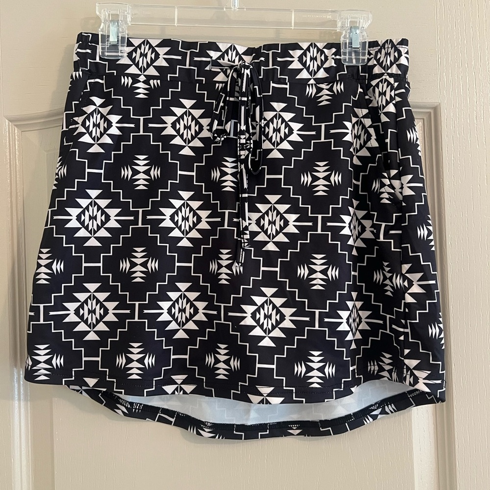 Black and White skort with Tie Front